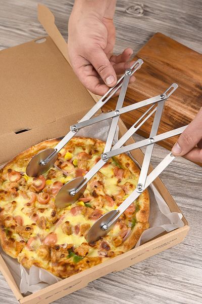 Chavin 3-Wheel Steel Dough Cutter - Ravioli and Pizza Apparatus Cutting Roller Cin784