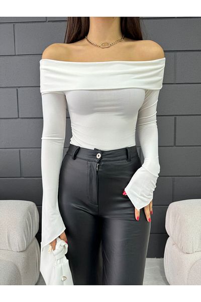 Fav Style Λευκή ασύμμετρη γυναικεία μπλούζα - μακρυμάνικη, γιακάς Madonna