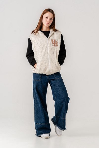 HAUSEkids 8-15 Years Lovobery Girl's Vest -Latte-