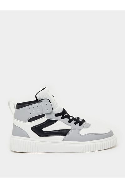 Styli Color Block Hi-Top Lace Up Skateboarding Shoes
