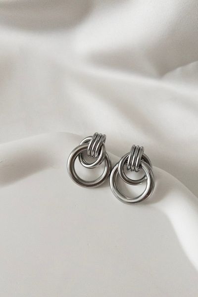 Karflake أقراط نسائية أنيقة من الفولاذ بتصميم أصلي