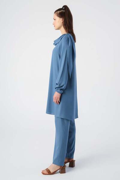 ALLDAY Indigó-viszkóz Degaje részletes nadrágkosztüm