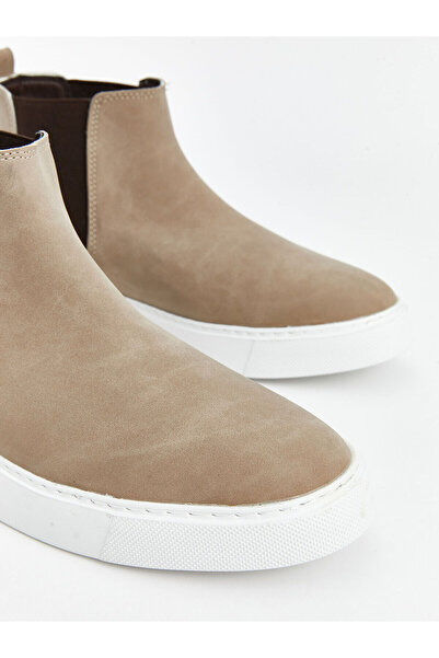 LC Waikiki Ανδρικές μπότες σε μπεζ σουέντ εμφάνιση