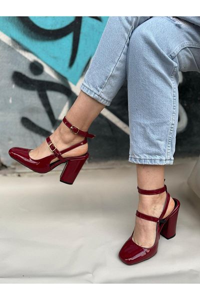 Saltopik Pantofi cu toc înalt cu cataramă din piele lăcuită bordeaux