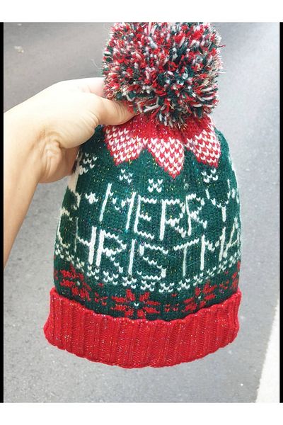 TRENDİN YOLU New Year's Winter Beanie Pompom Cap - Gift