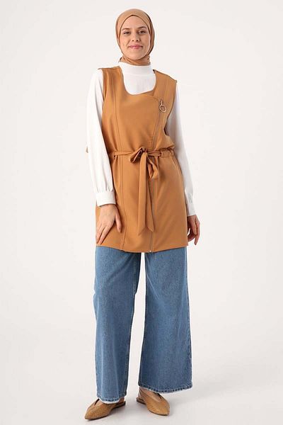 ALLDAY Soil-Zippered Belted Vest