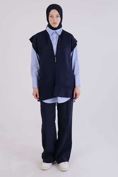 ALLDAY Navy Blue-Brooched Knitwear Vest