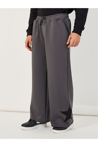Styli Wide Leg Contrast Star Patch Joggers with Drawstring