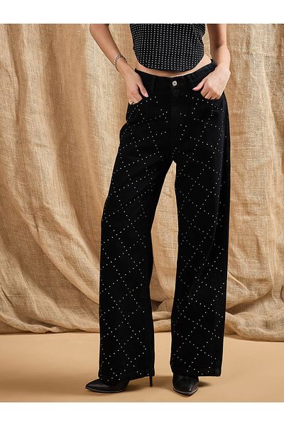 Sassafras By Styli Mid Rise Stud Work Straight Fit Jeans
