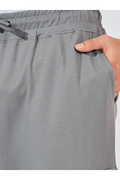 Styli Contrast Panel Oversized Joggers with Cargo Pocket