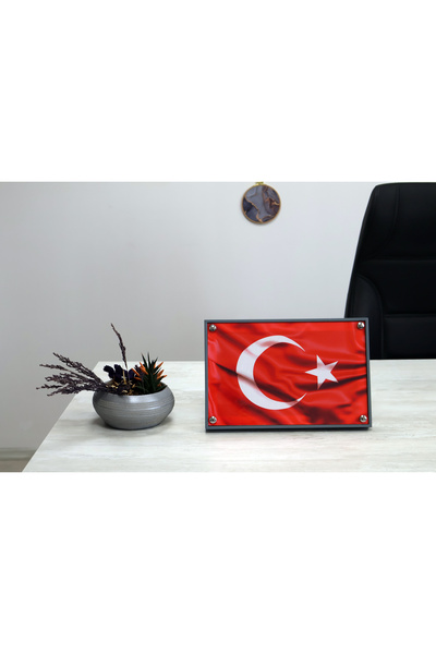 Montisu masaüstü obje