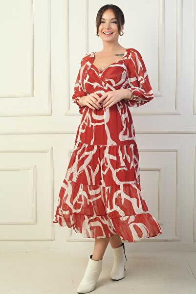 By Saygı Madonna Yaka Astarlı Çapraz Bağlamalı Soyut Desen Kruvaze Şifon Elbise