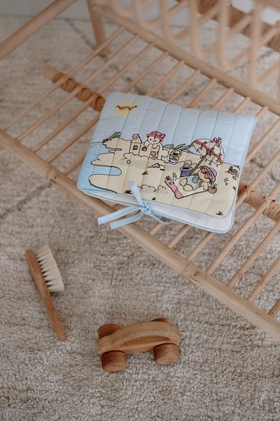 Atelier Babbi Wet Wipes and Cloth Bag for Beach and Girl