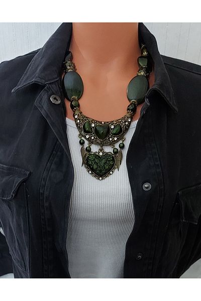 Virgo Green Solid Brass Alloy Cast Necklace