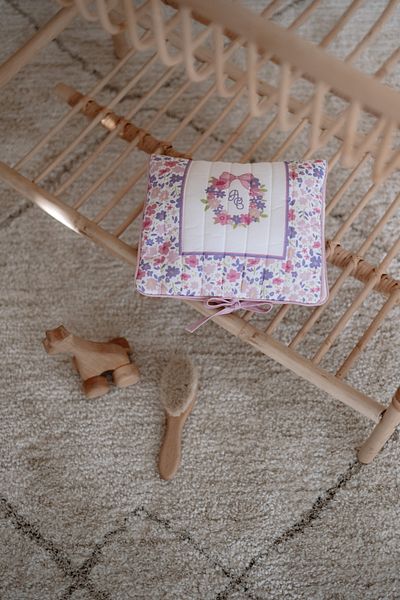 Atelier Babbi Pink Mini Floral Patterned Wet Wipes and Cloth Bag