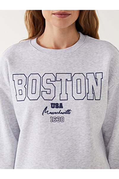LC Waikiki Γυναικείο φούτερ LCW Modest White Crew Neck Boston με στάμπα τουνίκ