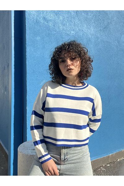 24TH DESIGN Striped Crop Knitwear Sweater