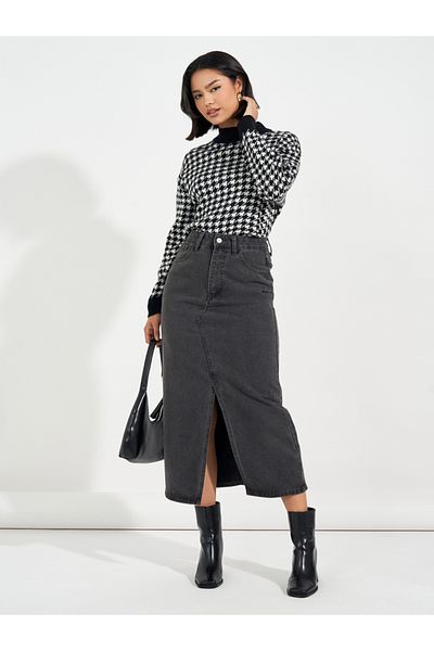 Styli High Rise Straight Hem Midi Skirt with Front Slit