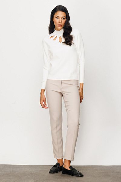 ON Women's Stand Collar Window Knitwear - Ecru