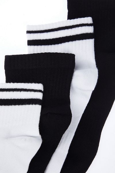 Trendyol Collection Чорапи унисекс с черни памучни обувки - Опаковка от 4 TMNSS24CO00021