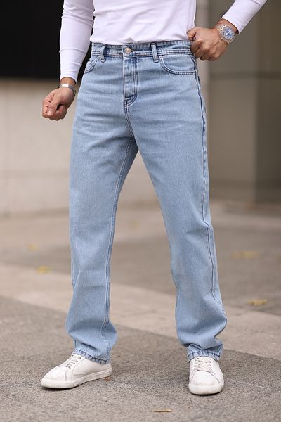 Trendyol Collection Hellblaue Herren-Jeanshose aus 100 % Baumwolle mit Baggy-Passform TMNAW24JE00027