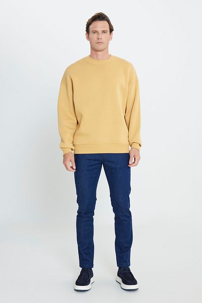 AC&Co / Altınyıldız Classics Übergroßes Rundhals-Sweatshirt in Senffarbe für Herren – 3-fädige Fleece-Baumwolle