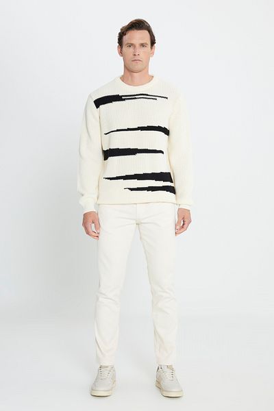 AC&Co / Altınyıldız Classics Ecru-schwarzer Oversize-Strickpullover mit lockerem Schnitt und Rundhalsausschnitt, gemustert, für Herren