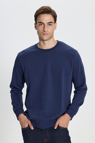 George Henry 3-fädiges, warmes Baumwoll-Sweatshirt mit normaler Passform und Rundhalsausschnitt für Herren in Marineblau