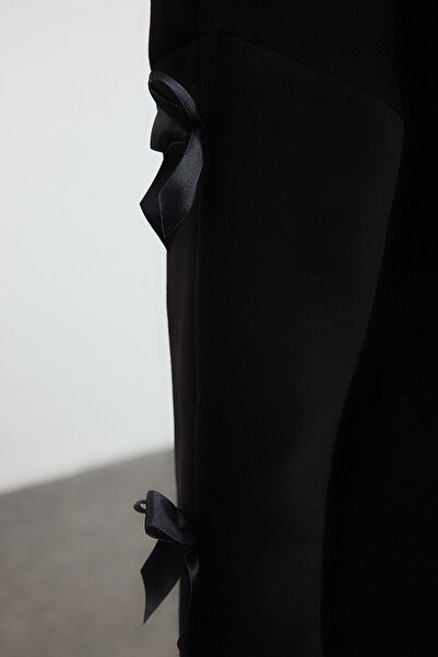 Trendyol Collection Черен плетен суитшърт от дебел полар с панделка и широк десен TWOAW25SW00249