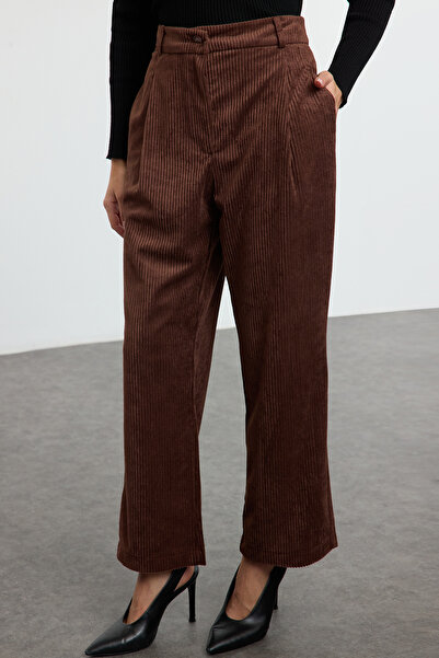 Trendyol Collection Brown Velvet Carrot Woven Trousers Twoaw25Pl00064