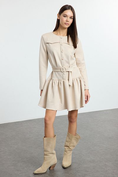 Trendyol Collection Σουέντ Μίνι Πλισέ Φόρεμα - Ζώνη από στρας, Στυλ Skater, Ανοιχτή μέση - TWOAW25EL00252