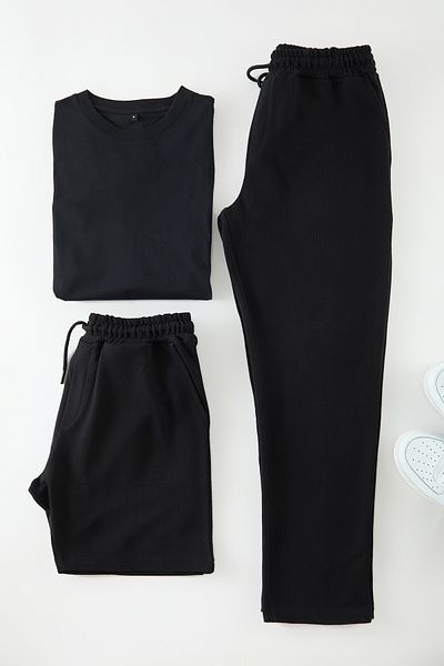 Trendyol Collection Schwarzes 3-teiliges Oversize/Wide-Cut-T-Shirt, Jogginghose und Shorts, Trainingsanzug-Set aus 100 % Baumwolle TMNSS25EM00001