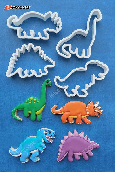 nescook 4-Piece Dinosaur Cookie and Sugar Dough Mold / Cutter