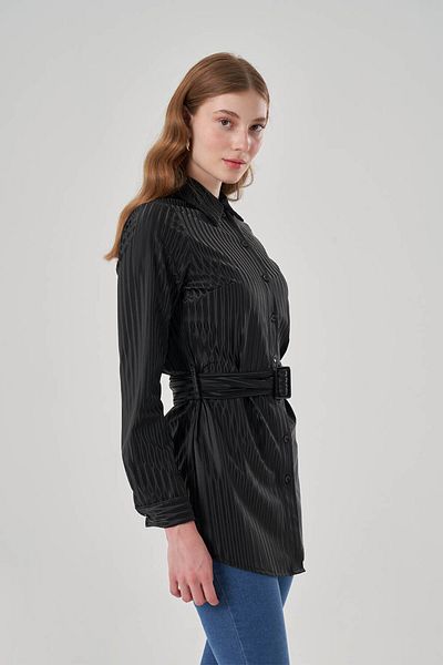 Mizalle Schwarze Tunika mit Streifenlederdetail