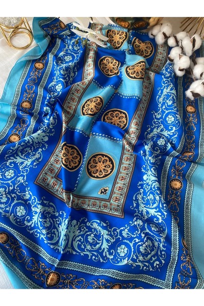 Touch شال قطني ناعم من VERSAC