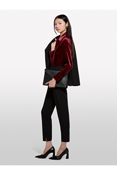 Sisley Γυναικείο μαύρο παντελόνι με ψηλόμεσο κορδόνι με λεπτομέρεια με σκίσιμο στο πόδι