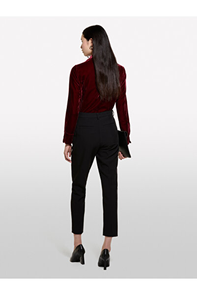 Sisley Γυναικείο μαύρο παντελόνι με ψηλόμεσο κορδόνι με λεπτομέρεια με σκίσιμο στο πόδι