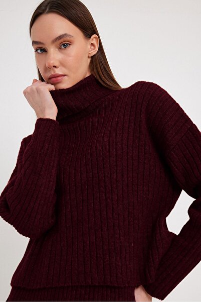 SHERIN Burgundy Ribbed Skirt Sweater Knitwear Set