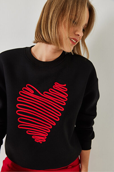 Bianco Lucci Women's Heart Embroidered Sweatshirt 60601030