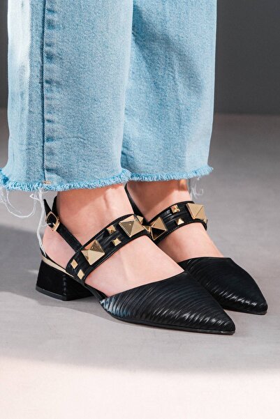 Lizzu حذاء نسائي أسود - حجر ذهبي، كعب منخفض