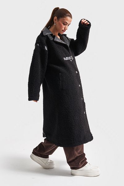 its basic Women's Black Color Teddy Fabric Oversize Loose Cut Design Coat