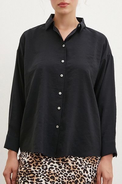 Never more Black Modal Basic Shirt
