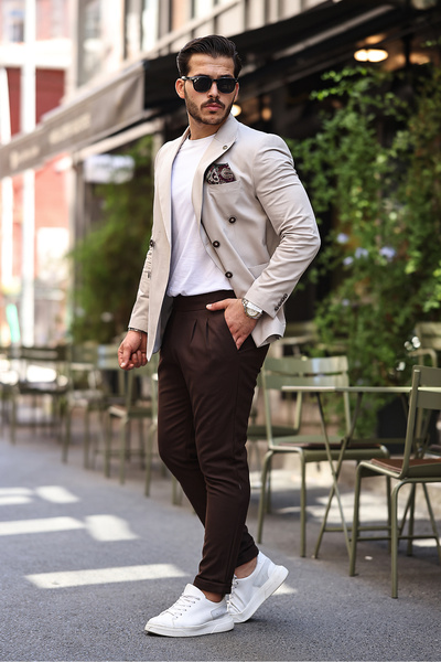 BERDA Beige Single Jacket - Italian Style, Pointed Neck, Bag Pocket and Half Garni Lining Detail