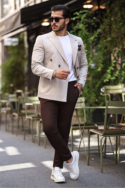 BERDA Beige Single Jacket - Italian Style, Pointed Neck, Bag Pocket and Half Garni Lining Detail
