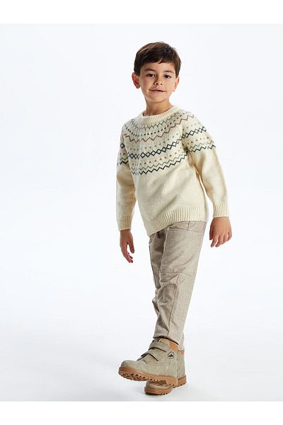 LC Waikiki Lw - Crew Neck Patterned Knitwear Boy's Sweater