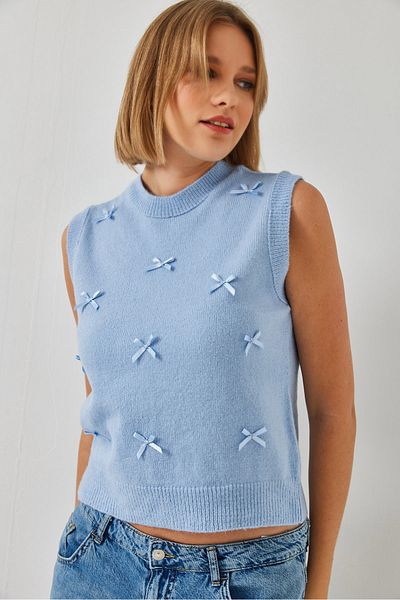 Bianco Lucci Women's Bow Sweater 20246910