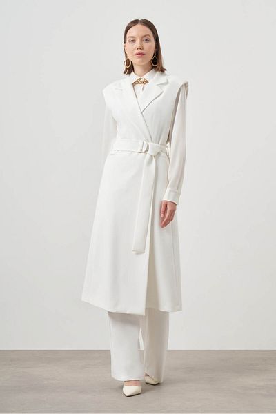 Mizalle Double Long Ecru Vest with Buckle