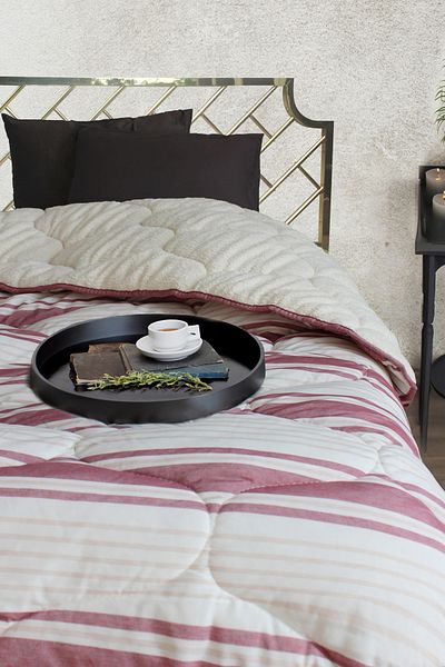 Arel Home Single Striped Double Sided Sharpa Quilt 100% Cotton