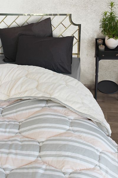Arel Home Single Striped Double Sided Sharpa Quilt 100% Cotton