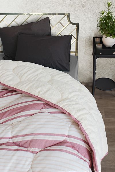 Arel Home Single Striped Double Sided Sharpa Quilt 100% Cotton